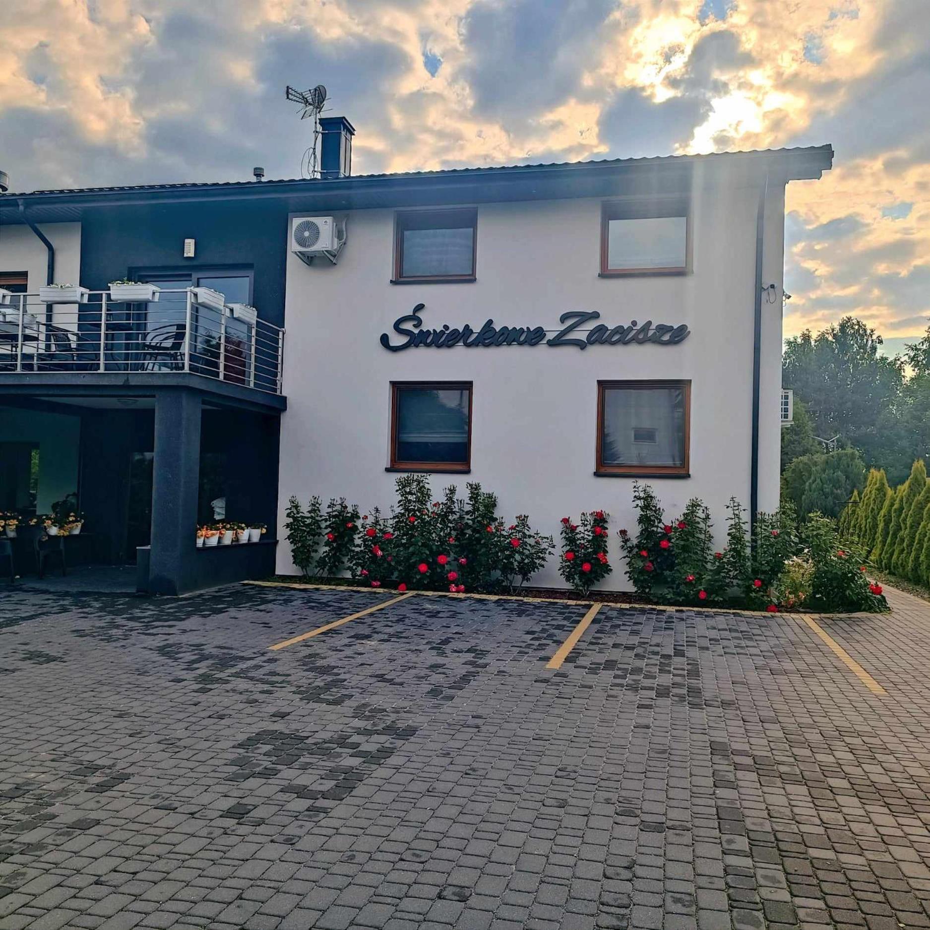Swierkowe Zacisze Hotel フィルレイ エクステリア 写真