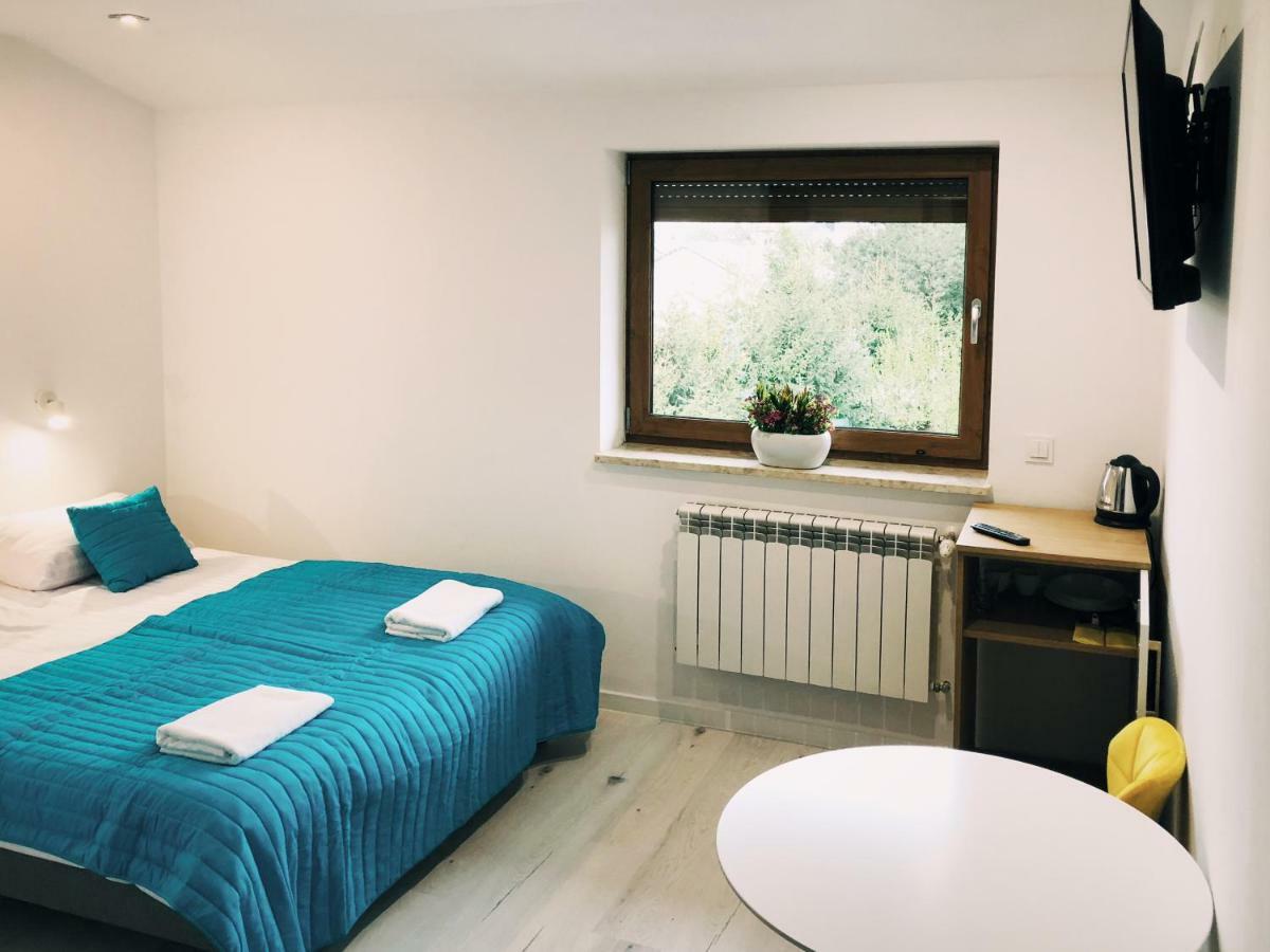 Swierkowe Zacisze Hotel フィルレイ エクステリア 写真